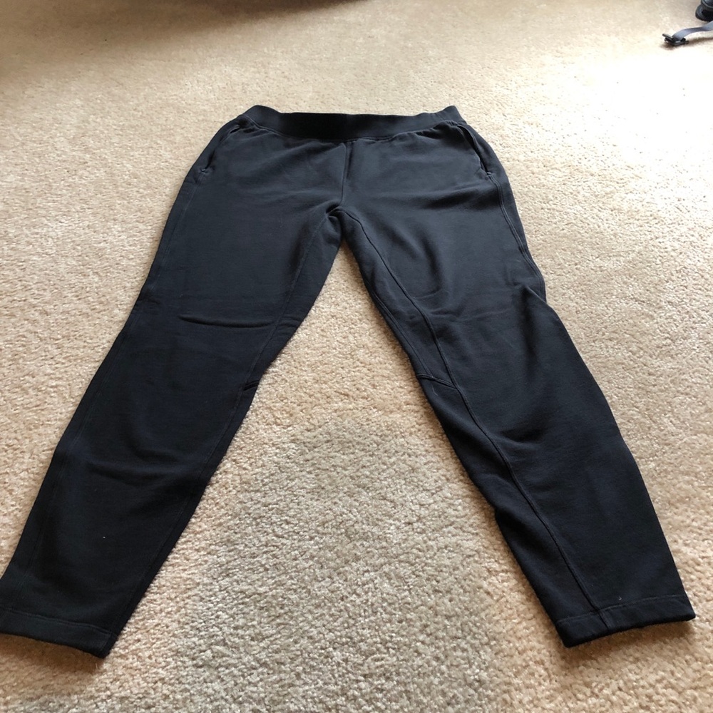 Lululemon straight leg sweats